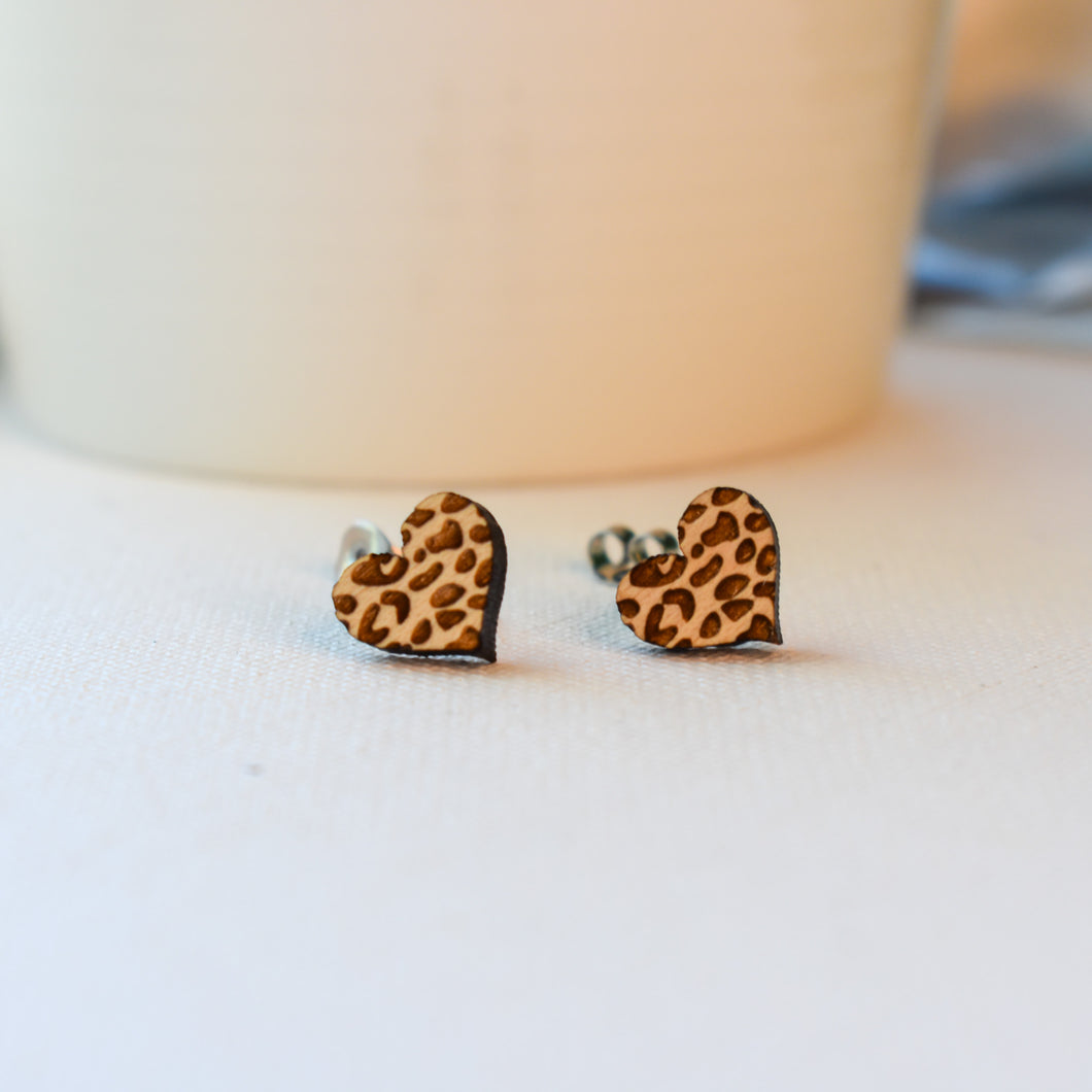 Leopard heart earrings