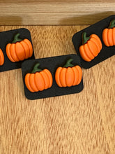 Load image into Gallery viewer, Chunky Pumpkins
